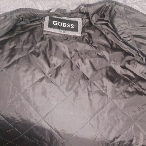 Guess sz LG  jacket - Picture 3 of 4